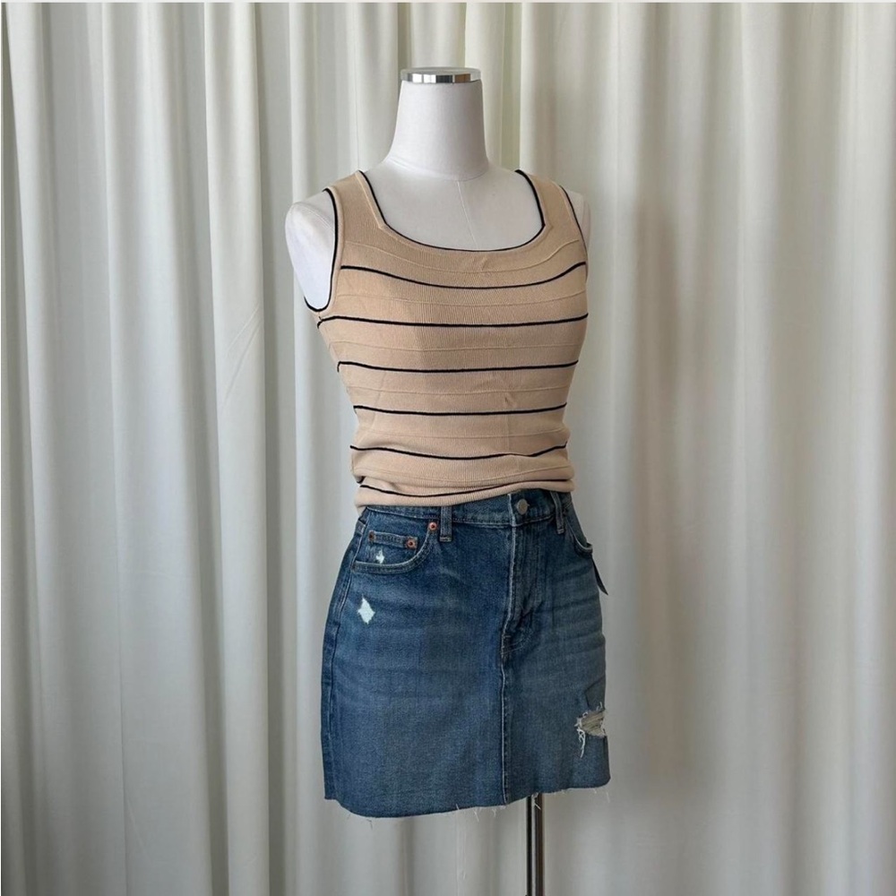 Vintage 90s Joseph A. Petite Tan & Black Striped Ribbed Tank Top size Petite.